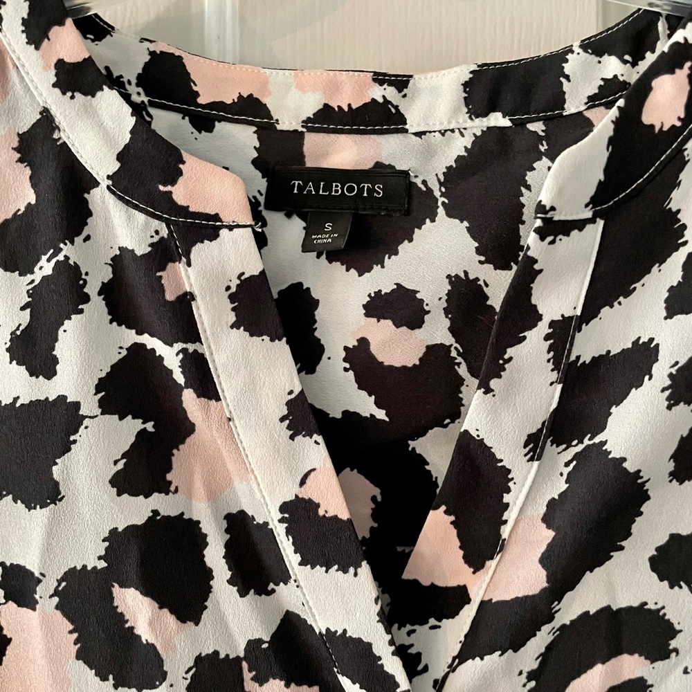 Talbots leopard print blouse - Picture 2 of 3